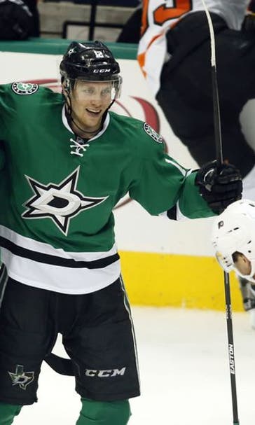 Dallas Stars Snap Flyers' Streak With Fast-Paced 3-1 Victory